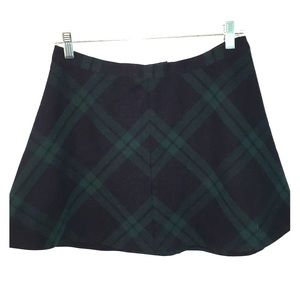 *SUPER CUTE* PLAID MINI SKIRT
